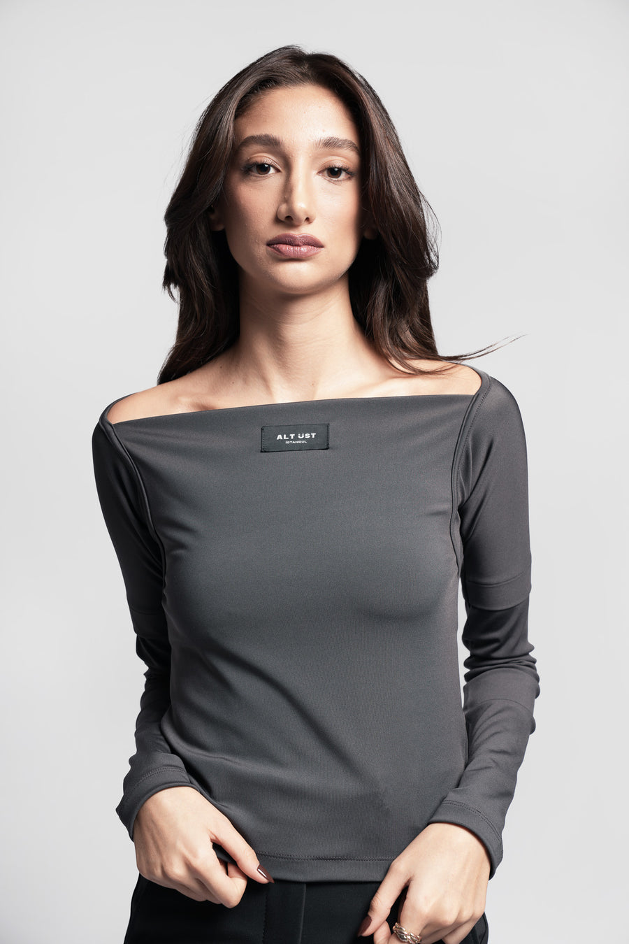 DOUBLE SLEEVE TOP