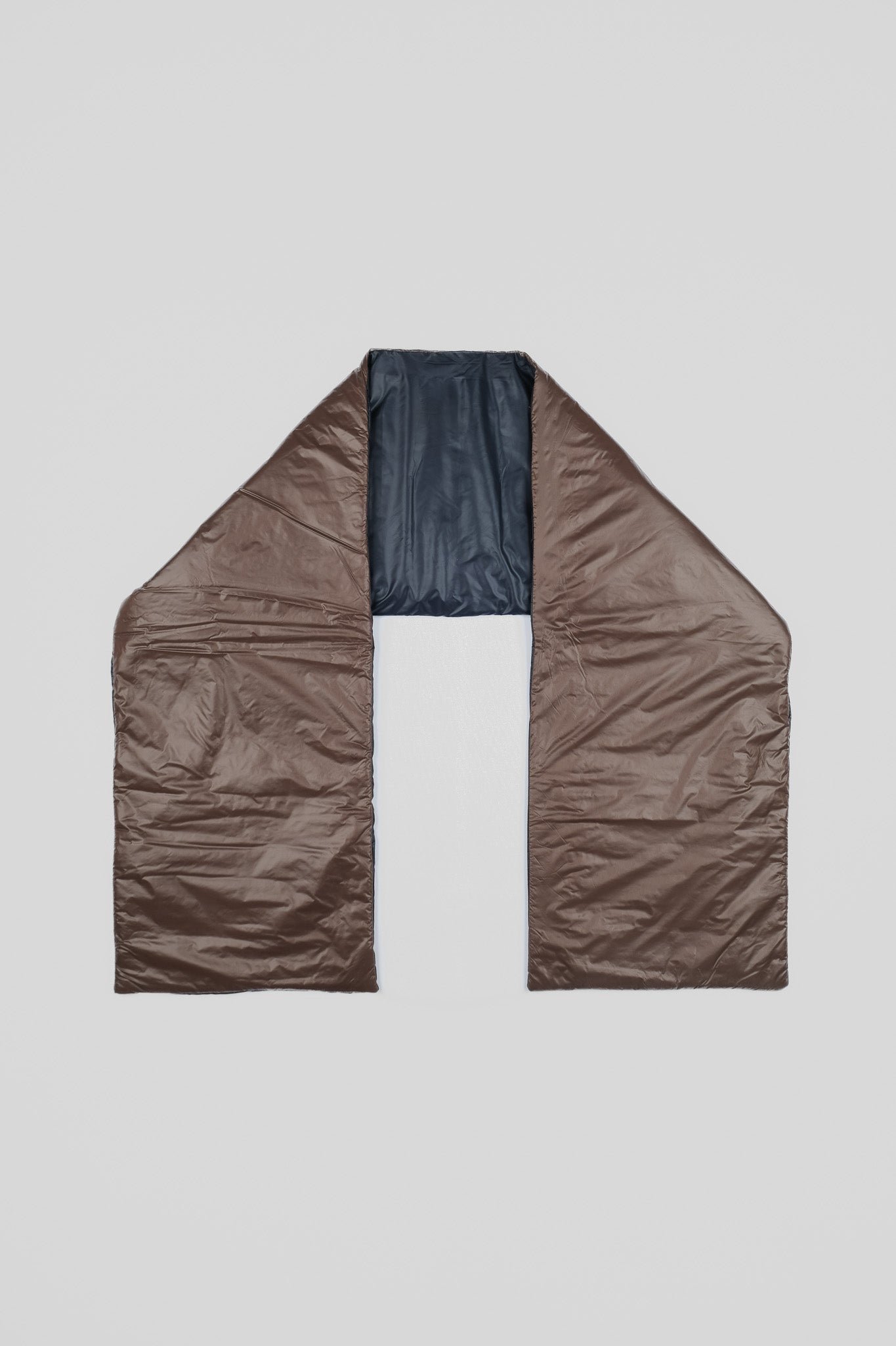 PUFFER SCARF - NAVY OLIVE