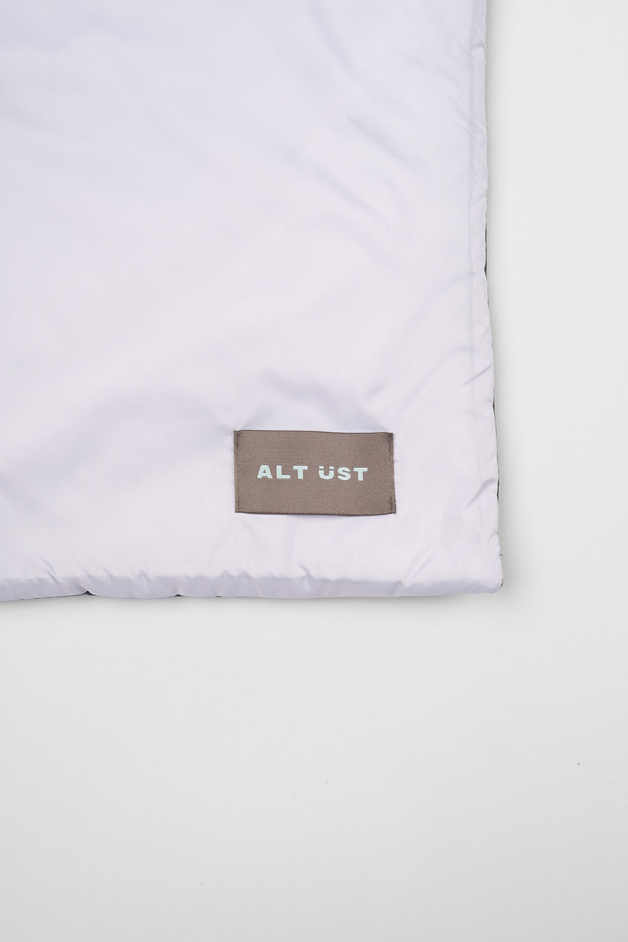 PUFFER SCARF - LILAC NAVY