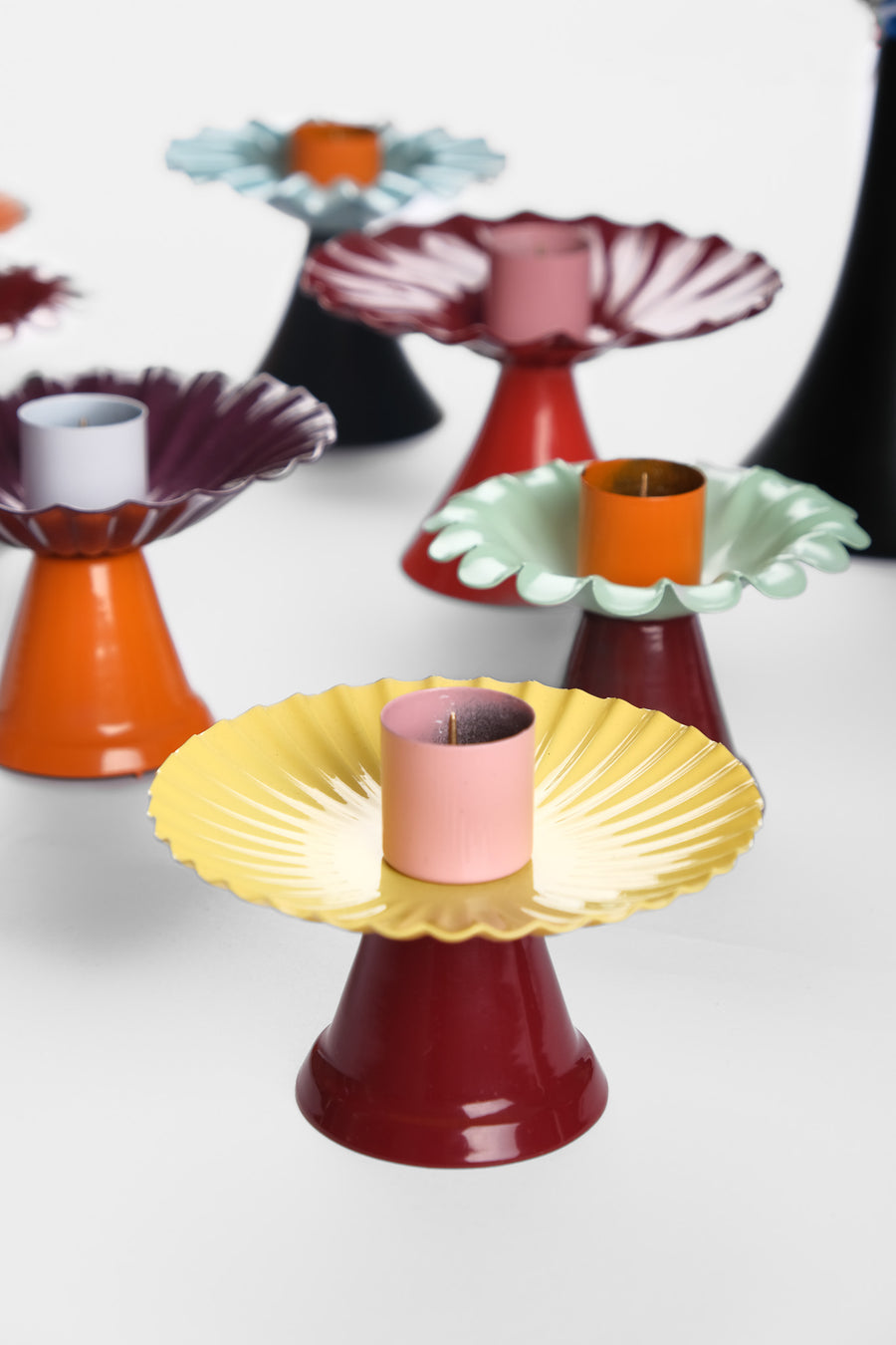 CANDLEHOLDER - YELLOW BURGUNDY