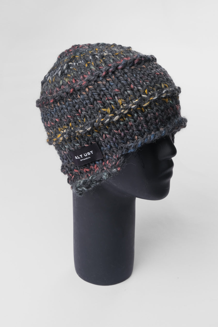 HAND-KNIT EAR FLAP BERET - CHARCOAL